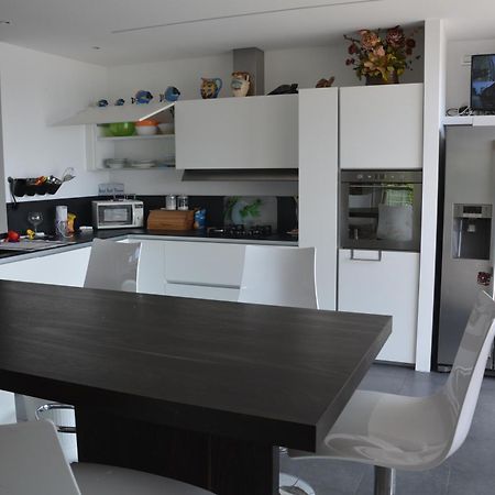 Il Girasole Appartement Meina Kamer foto